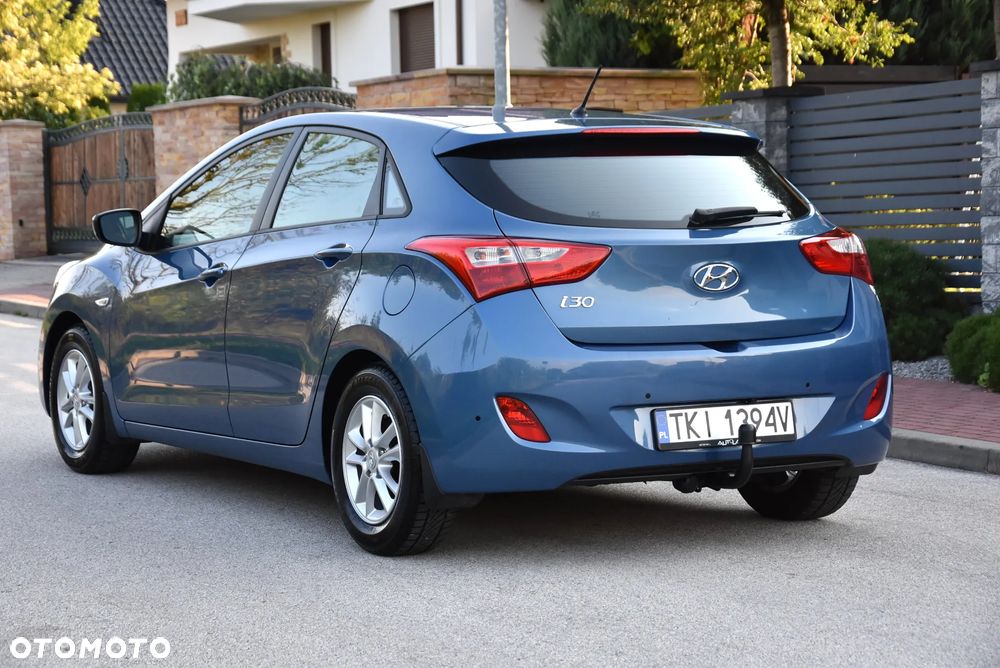 Hyundai i30 blue 1.4 Classic Navigation - 8