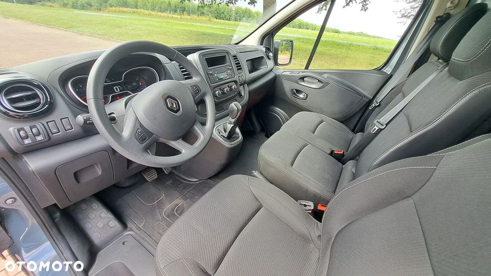 Renault Trafic - 21