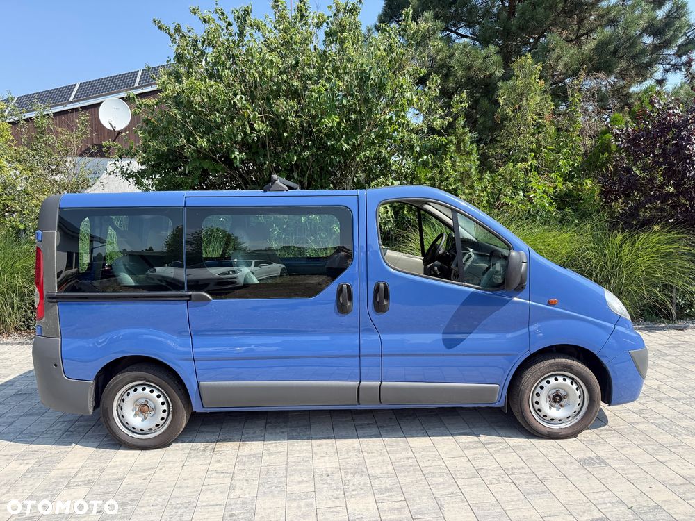 Opel Vivaro - 15