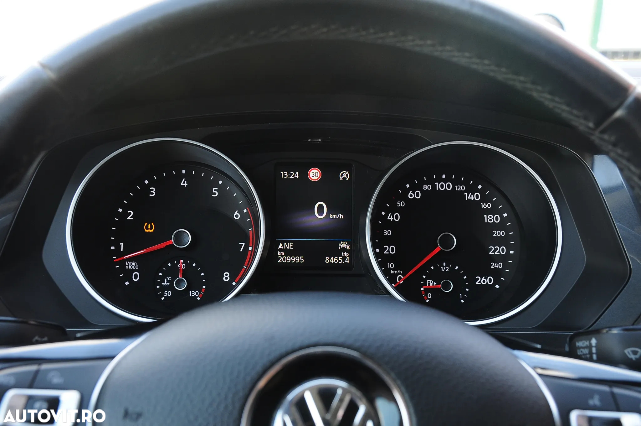 Volkswagen Tiguan 1.5 TSI ACT Comfortline - 10