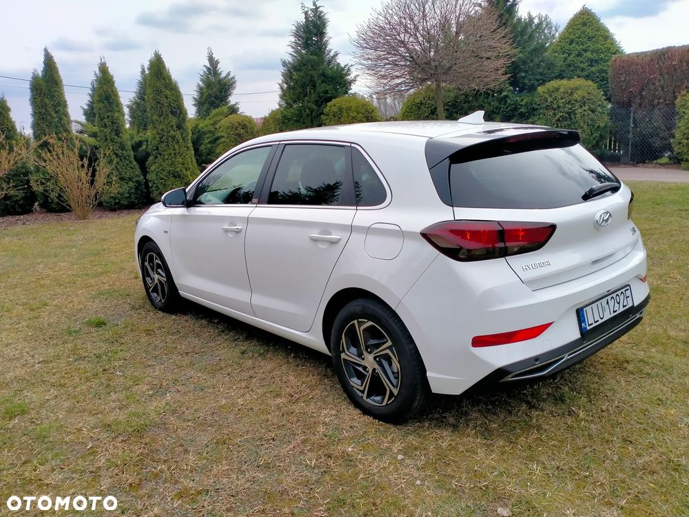 Hyundai i30 1.5 T-GDI 48V Comfort DCT - 3