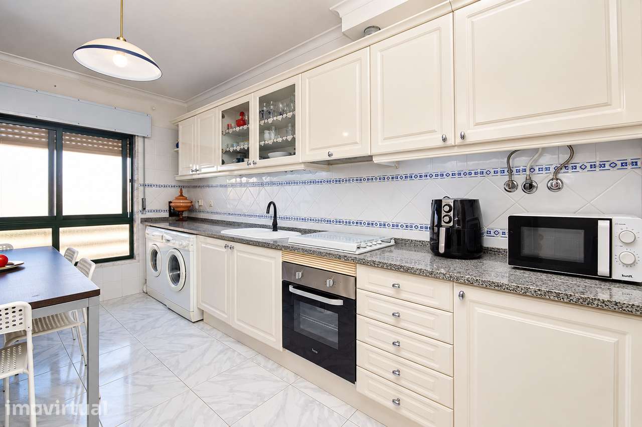 APARTAMENTO T3 COM 5 VARANDAS, ARRUMO, CARREGADO – ALENQUER: - Grande imagem: 5/31