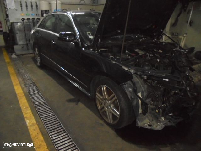 Carro MOT:    CXVEL:2122705600/7226460 MERCEDES  W212 2010 E220 CDI 170CV 4P PRETO DIESEL - 5