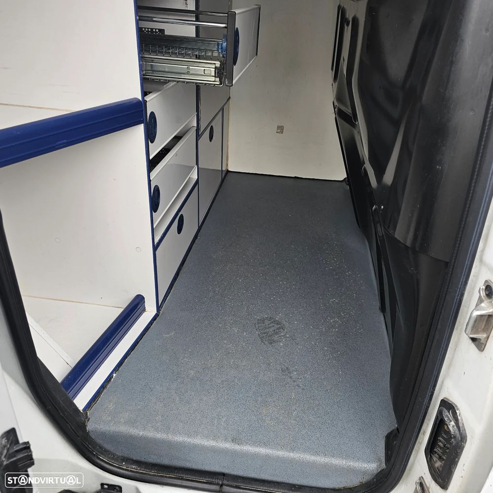 Renault Kangoo 3lug isótermica - 3