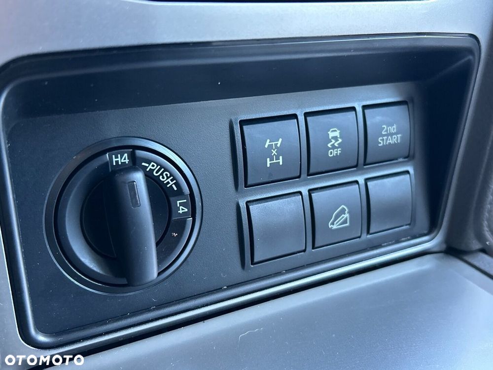 Toyota Land Cruiser LC 2.8 D-4D Prado - 23