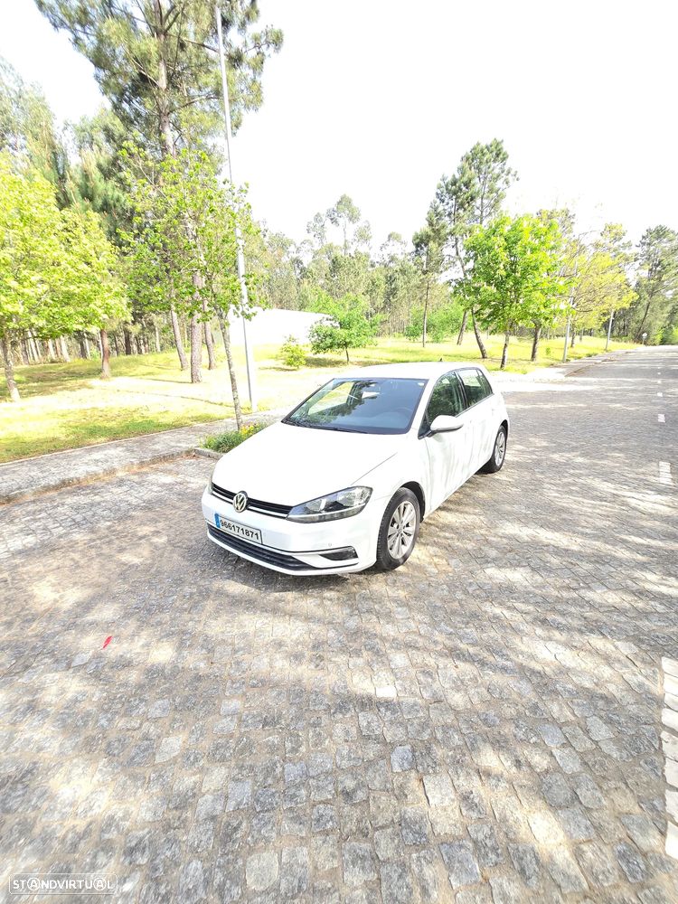 VW Golf 1.6 TDI Confortline - 1