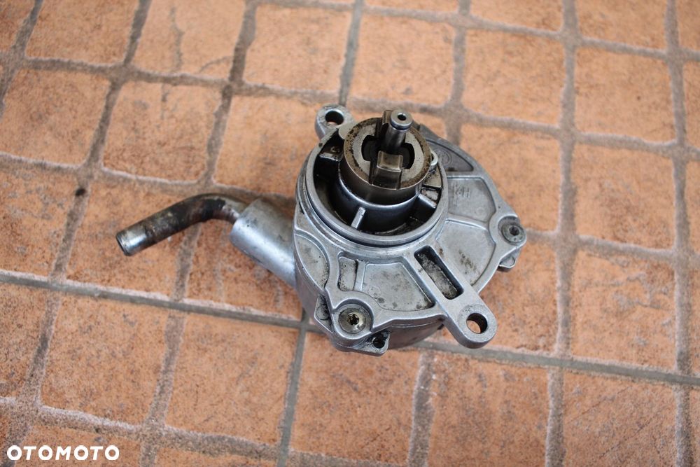 POMPA VACU VACUM MERCEDES W210 3.2 CDI A61123065 - 3