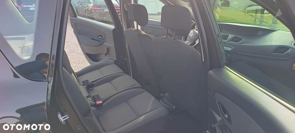 Renault Scenic 1.6 16V 110 Expression - 18