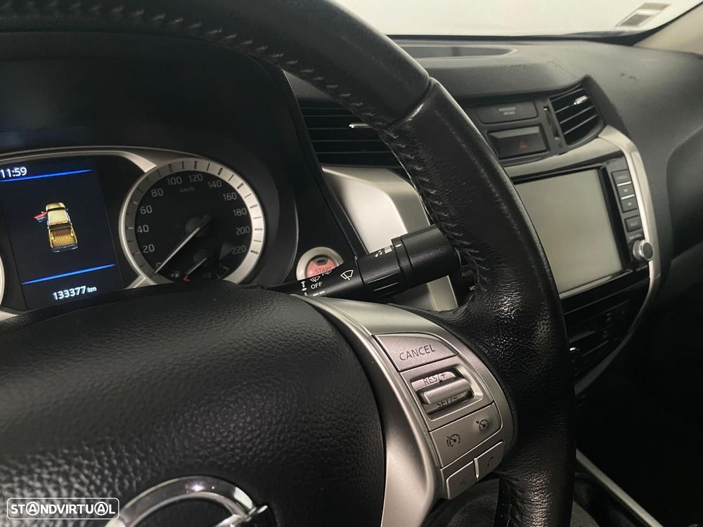 Nissan Navara 2.3 dCi CD 4WD N-Connecta - 20