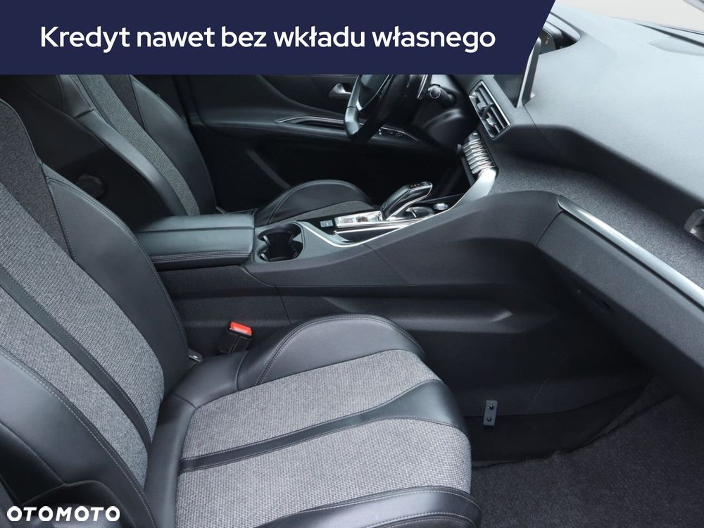 Peugeot 3008 - 11