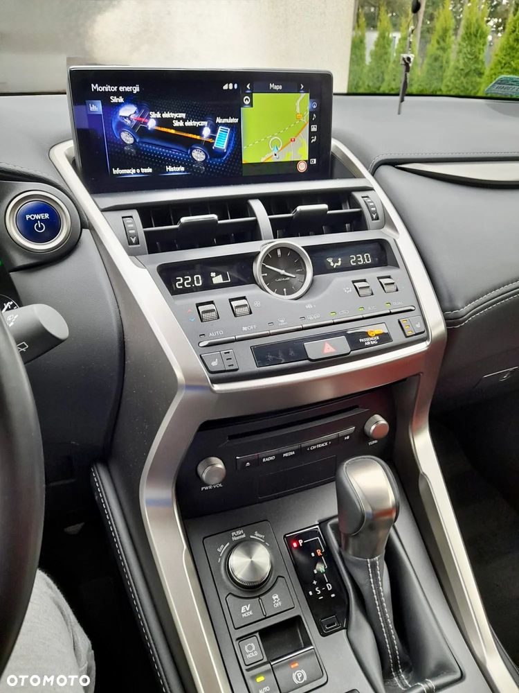 Lexus NX 300 Comfort AWD - 14