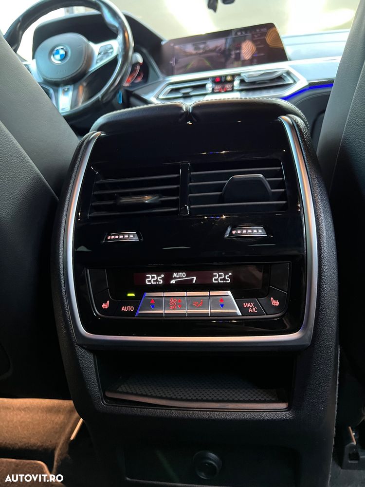BMW X6 xDrive40i - 9