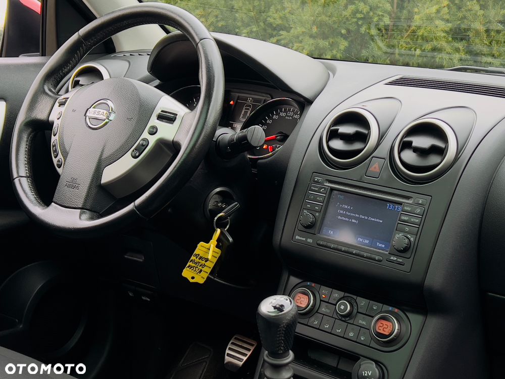 Nissan Qashqai 2.0 dCi DPF tekna - 8