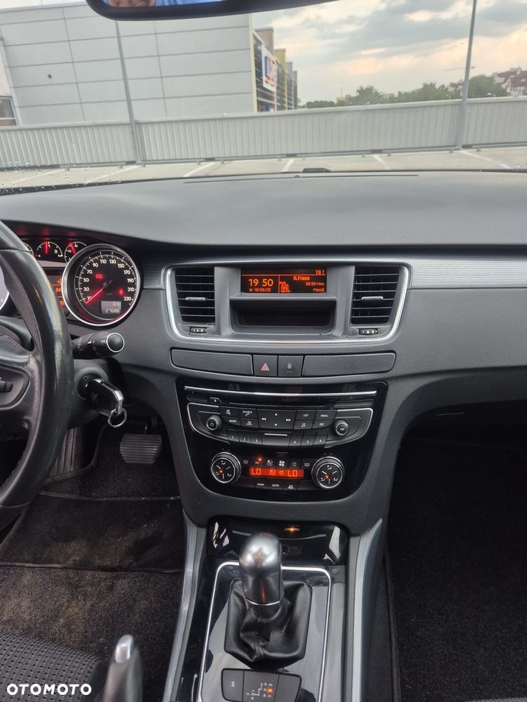 Peugeot 508 1.6 e-HDi Active S&S - 13