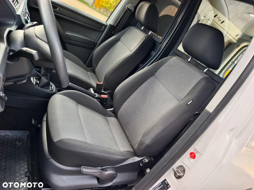 Volkswagen Caddy - 9
