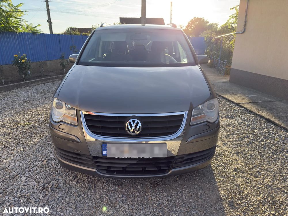 Volkswagen Touran 1.9 TDI DPF Highline - 2