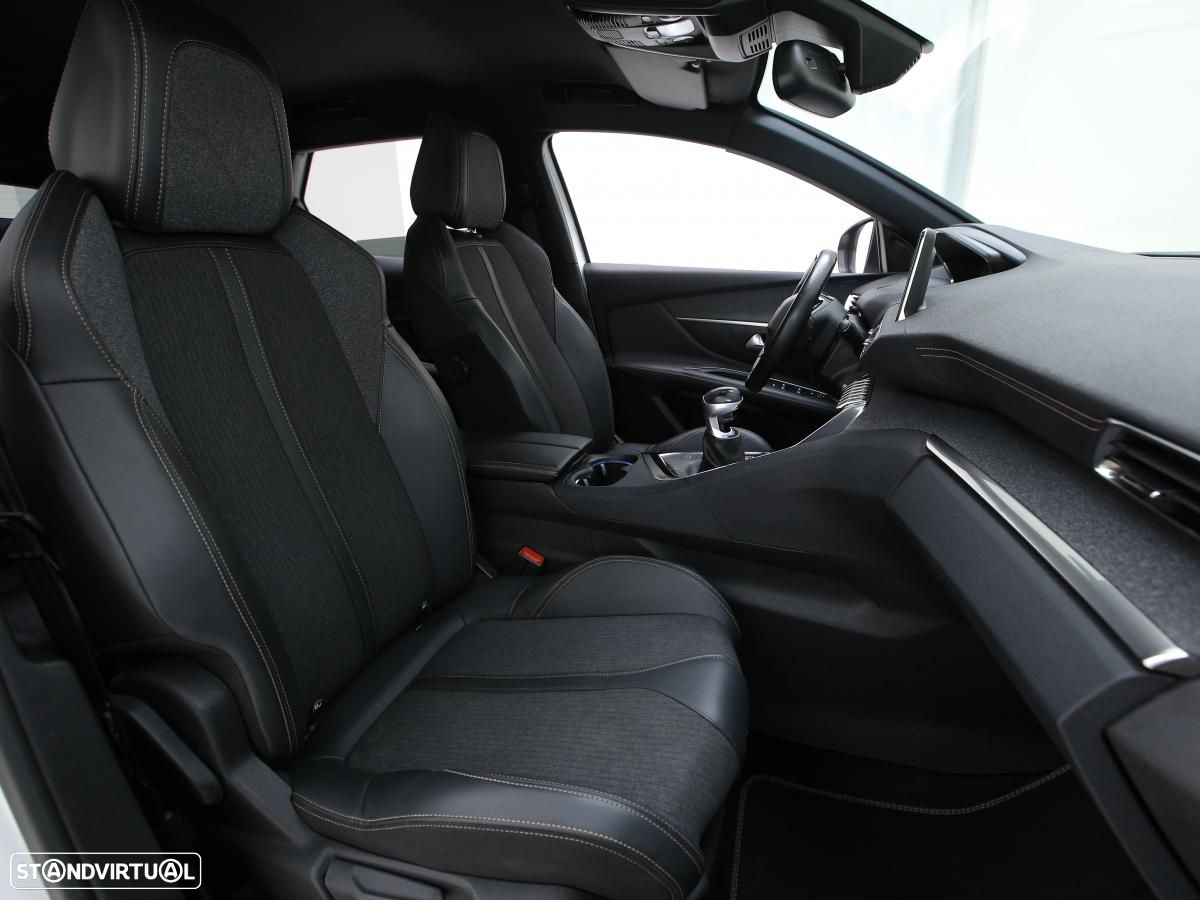Peugeot 3008 - 12