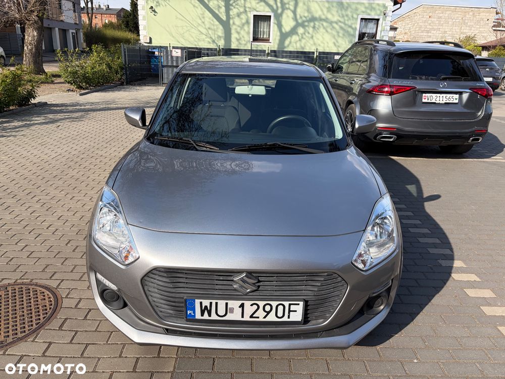 Suzuki Swift 1.2 Premium - 2