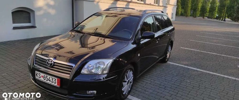 Toyota Avensis - 1