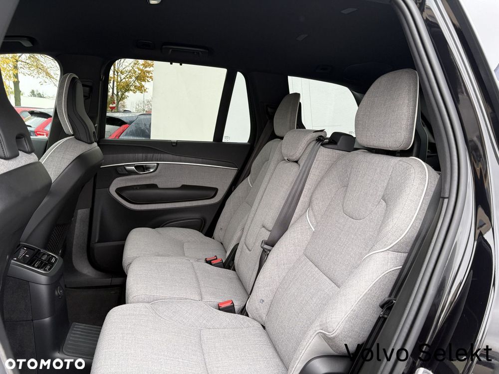 Volvo XC 90 - 21