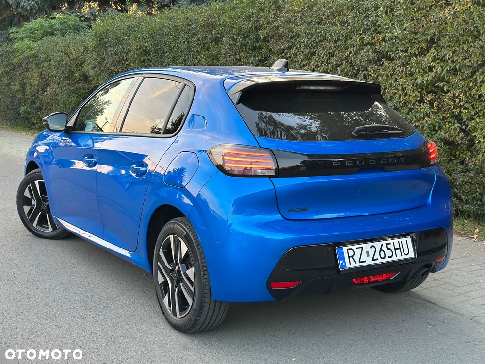 Peugeot 208 1.2 T Allure S&S - 5