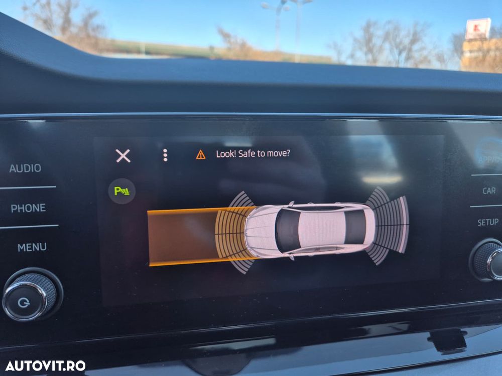 Skoda Octavia 2.0 TDI DSG Ambition - 15