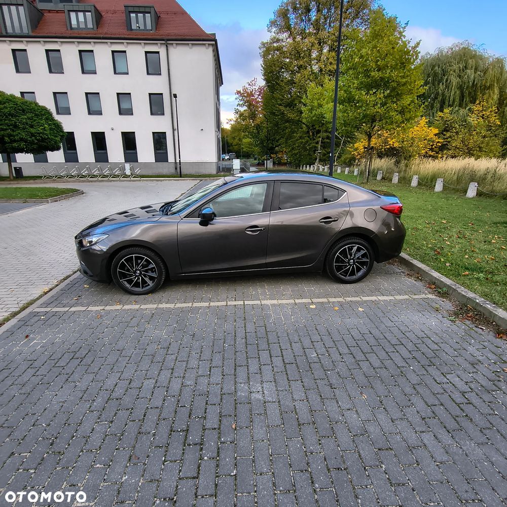 Mazda 3 2016 photo 2