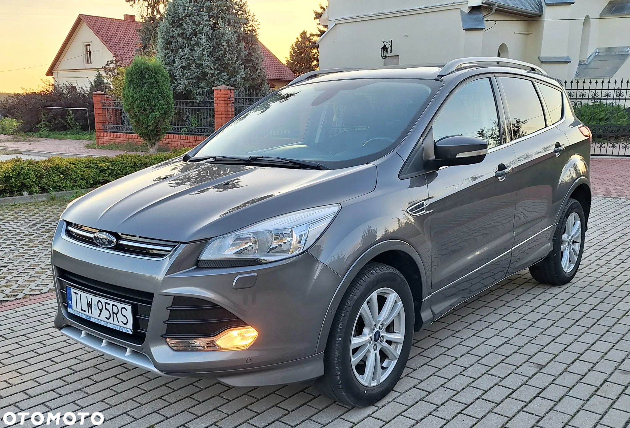 Ford Kuga 1.6 EcoBoost 2x4 Titanium - 1