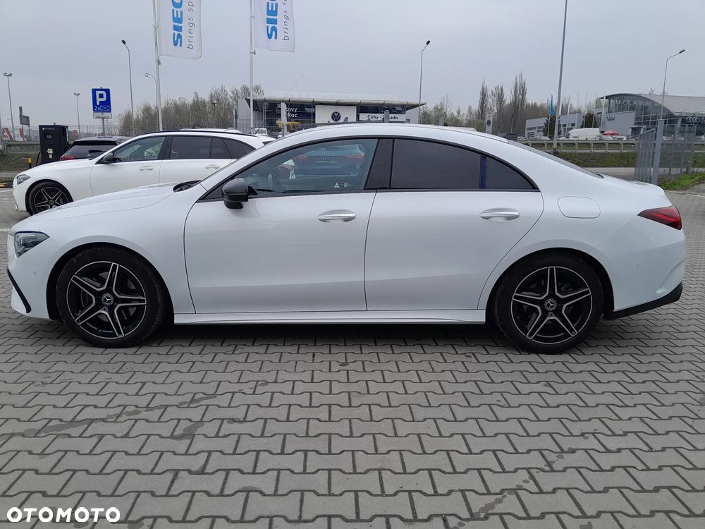 Mercedes-Benz CLA 200 AMG Line 7G-DCT - 2