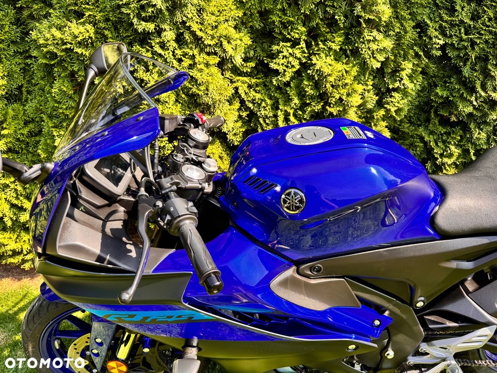Yamaha YZF - 15