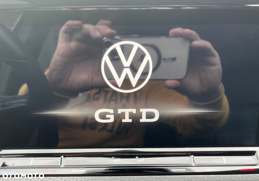 Volkswagen Golf 2.0 TDI SCR DSG GTD - 25