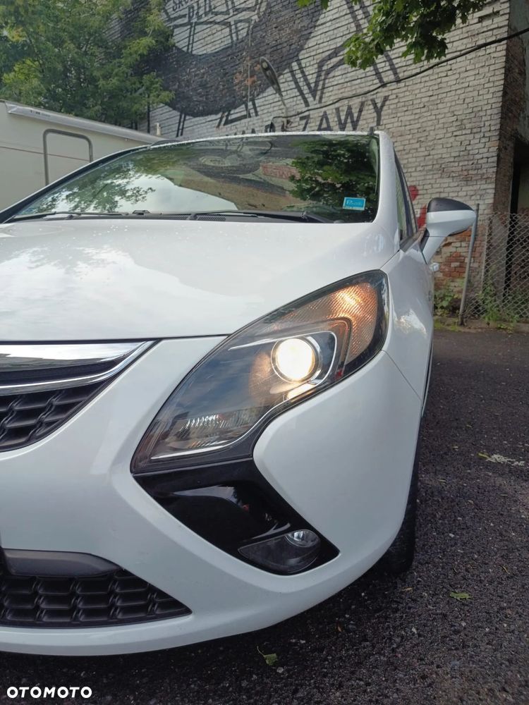 Opel Zafira 2.0 CDTI Enjoy - 10