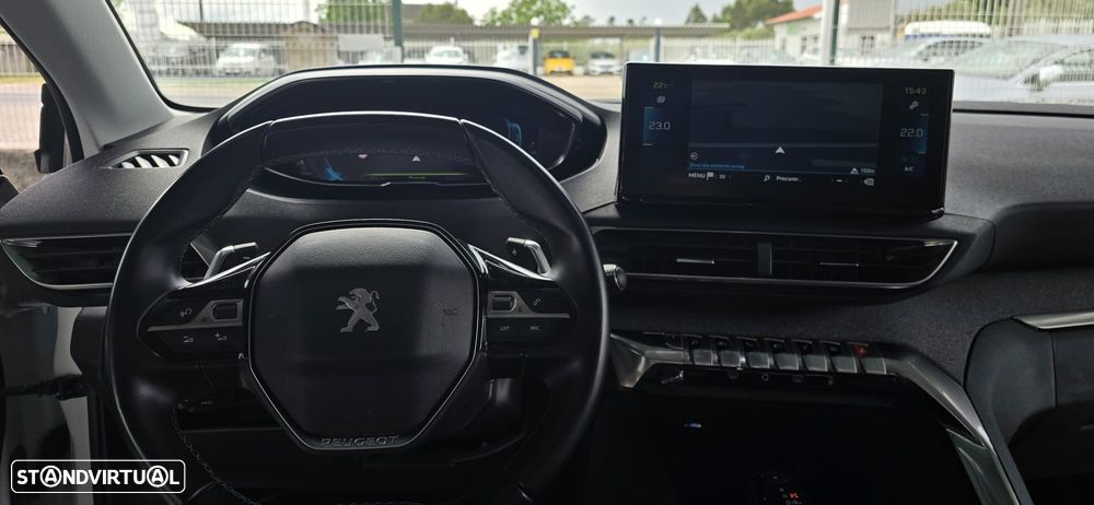 Peugeot 3008 1.6 Hybrid Allure e-EAT8 - 31