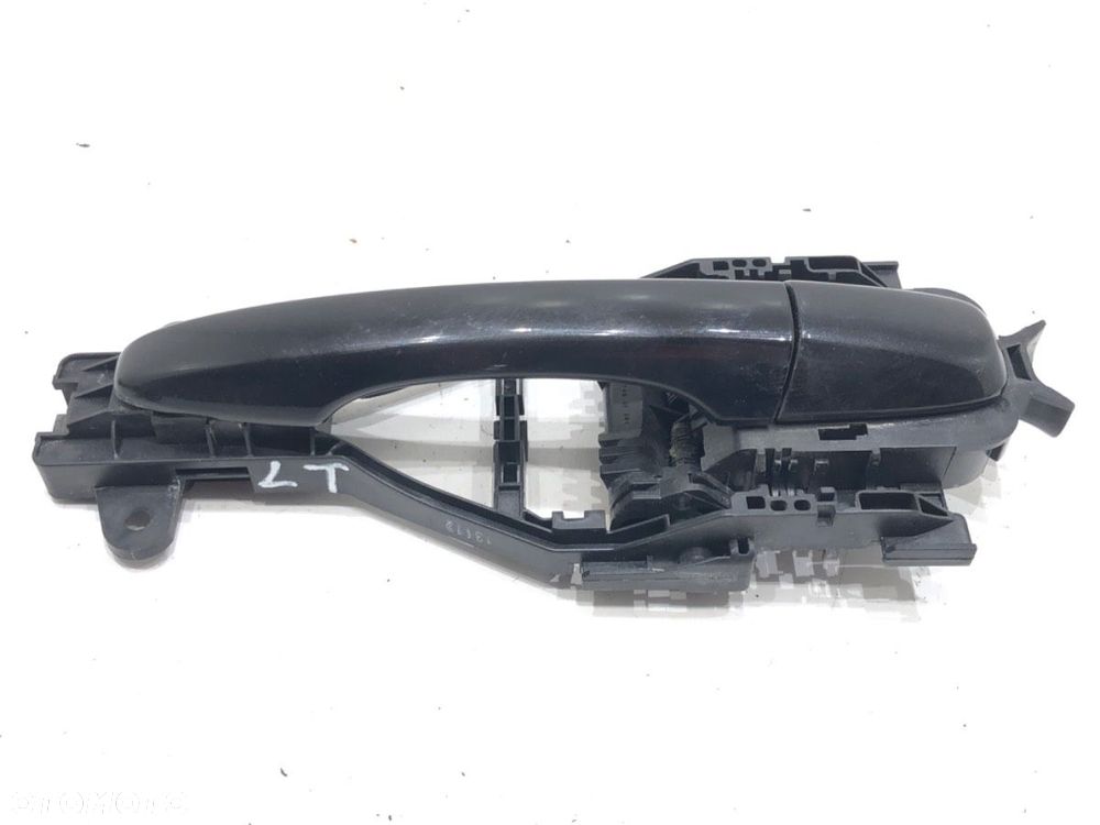 KLAMKA ZEWNĘTRZNA LEWY TYŁ  VOLVO V60 I (155, 157) 2010 - 2018 D3 / D4 120 kW [163 KM] olej - 1