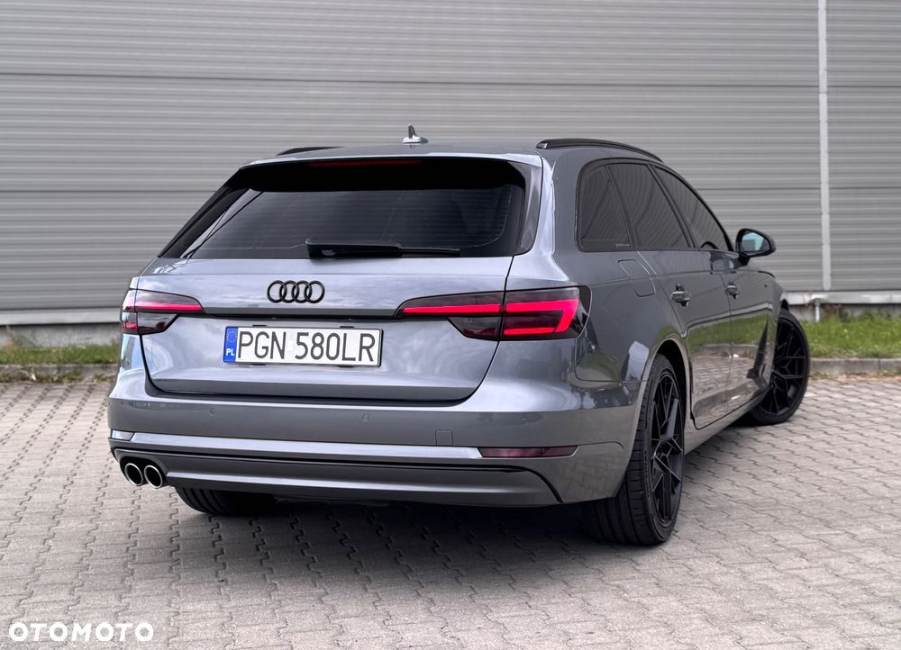 Audi A4 - 4