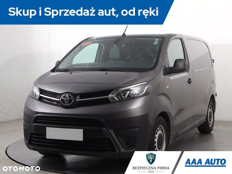 Toyota proace - 2