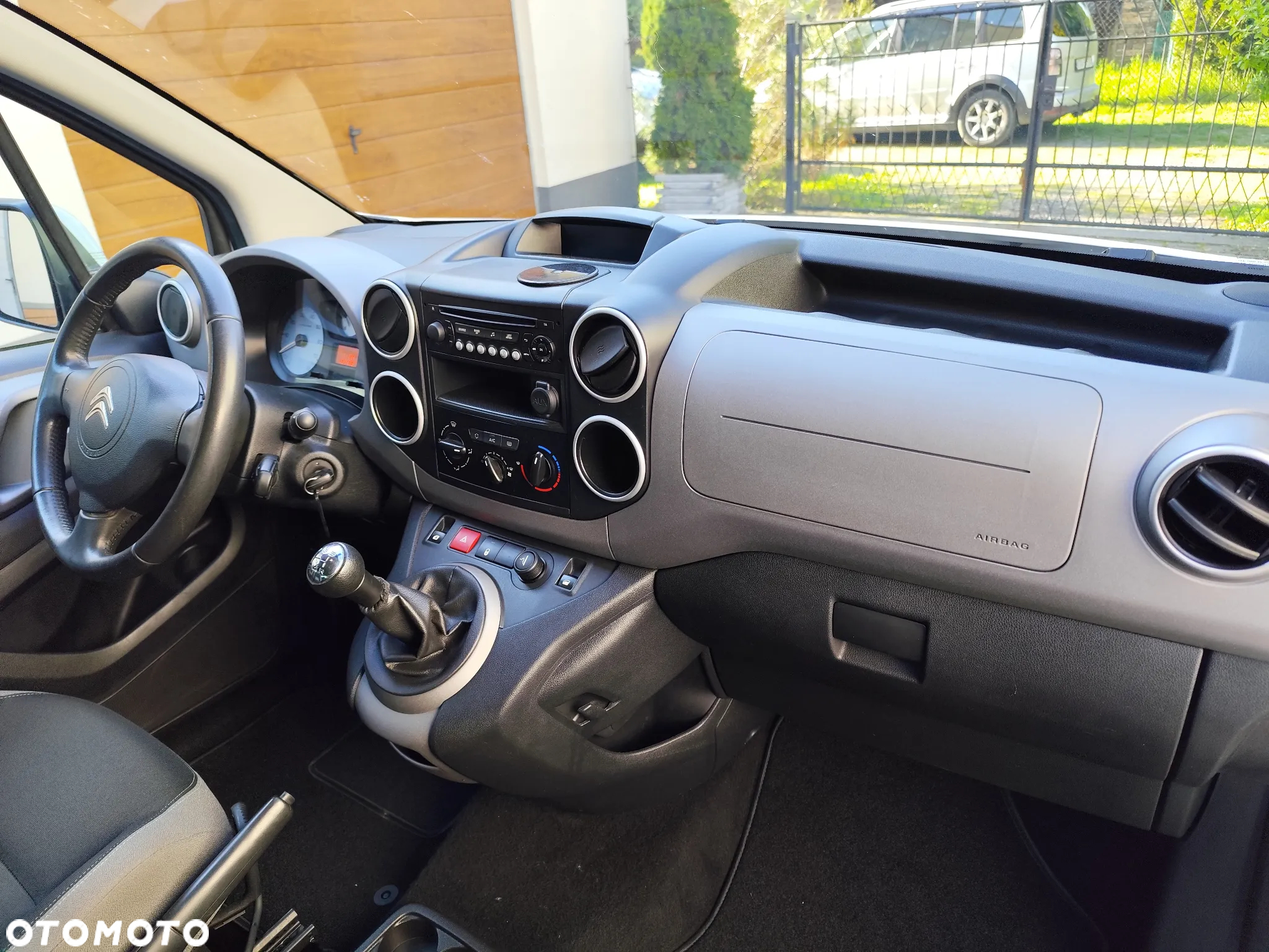 Citroën Berlingo Multispace VTi 95 SELECTION - 19