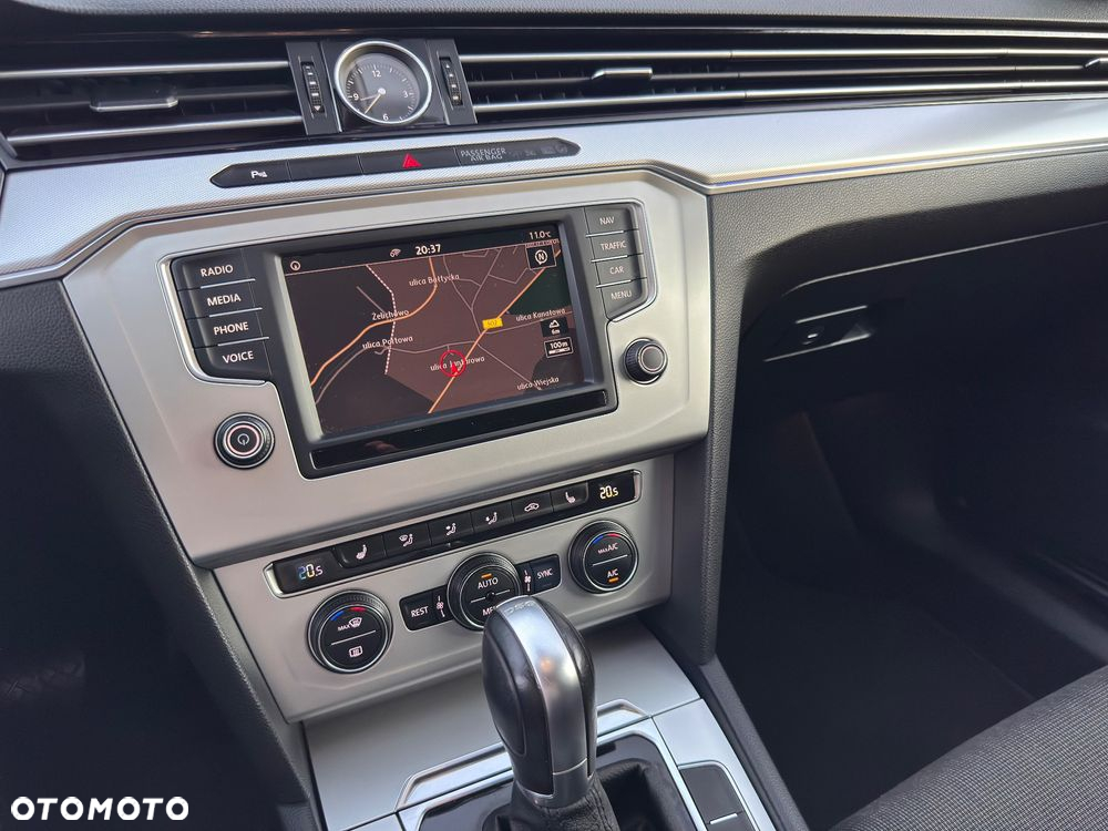 Volkswagen Passat 2.0 TDI BMT Comfortline DSG - 33
