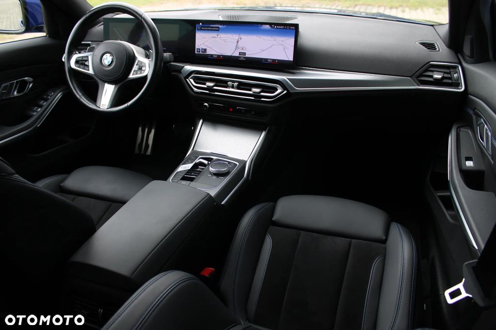 BMW Seria 3 330i xDrive M Sport sport - 18