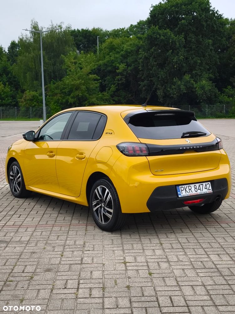 Peugeot 208 1.2 PureTech Style S&S - 6