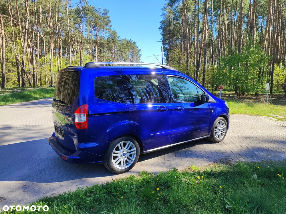 Ford Tourneo Courier 1.0 EcoBoost Titanium - 14