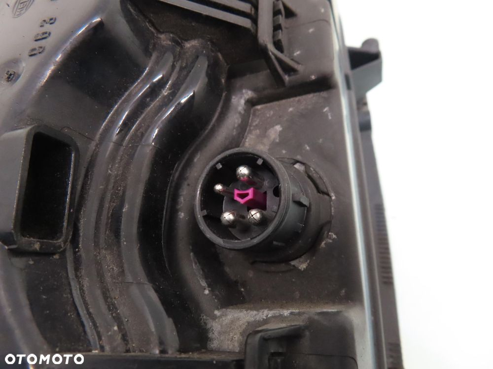 LAMPA LEWA PRZEDNIA AUDI A3 8L - 2
