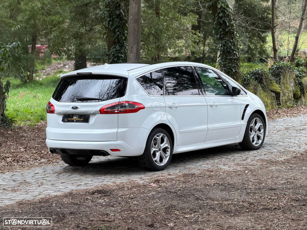 Ford S-Max 2.0 TDCi Titanium 7L - 38