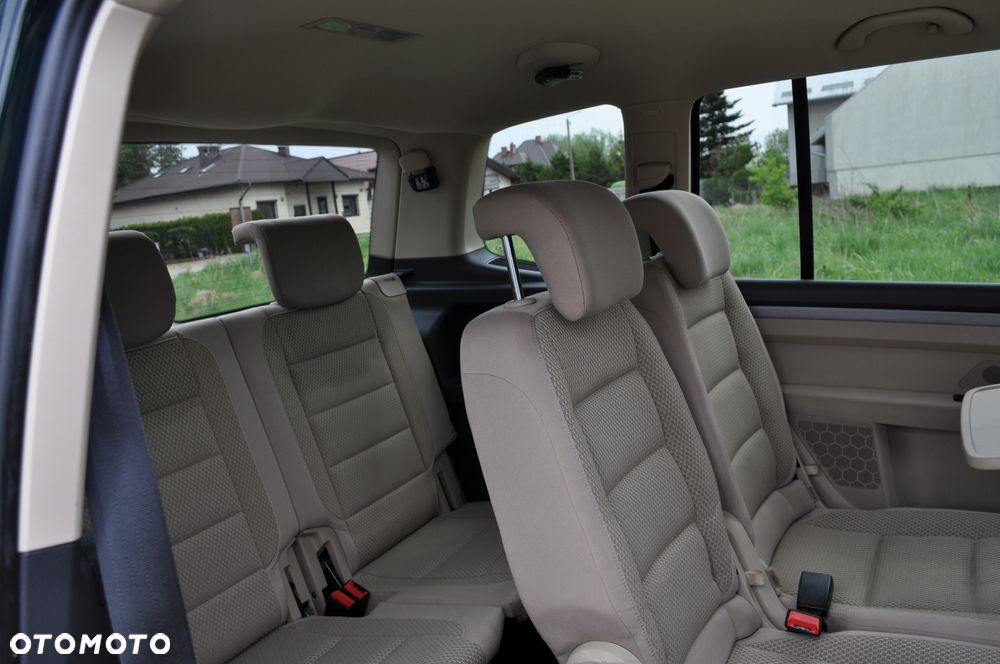 Volkswagen Touran 1.4 TSI United - 16