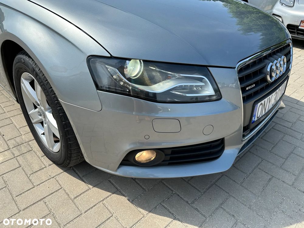 Audi A4 Limousine - 35