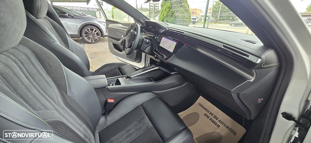 Peugeot 308 1.2 PureTech GT Pack EAT8 - 32