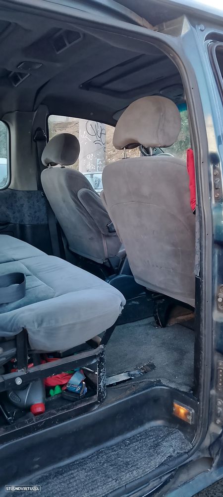 Hyundai H-1 Starex - 7