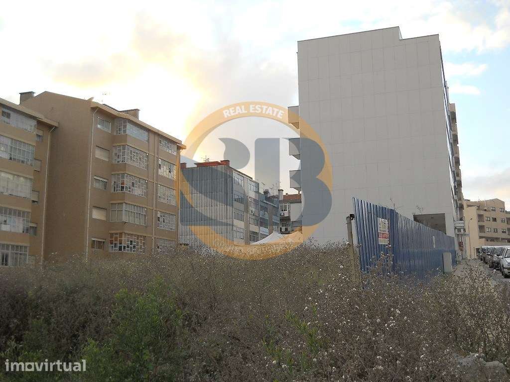 Terreno Construção em altura em São João da Madeira - Grande imagem: 4/7