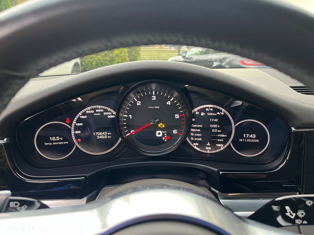 Porsche Panamera 4S Diesel - 17