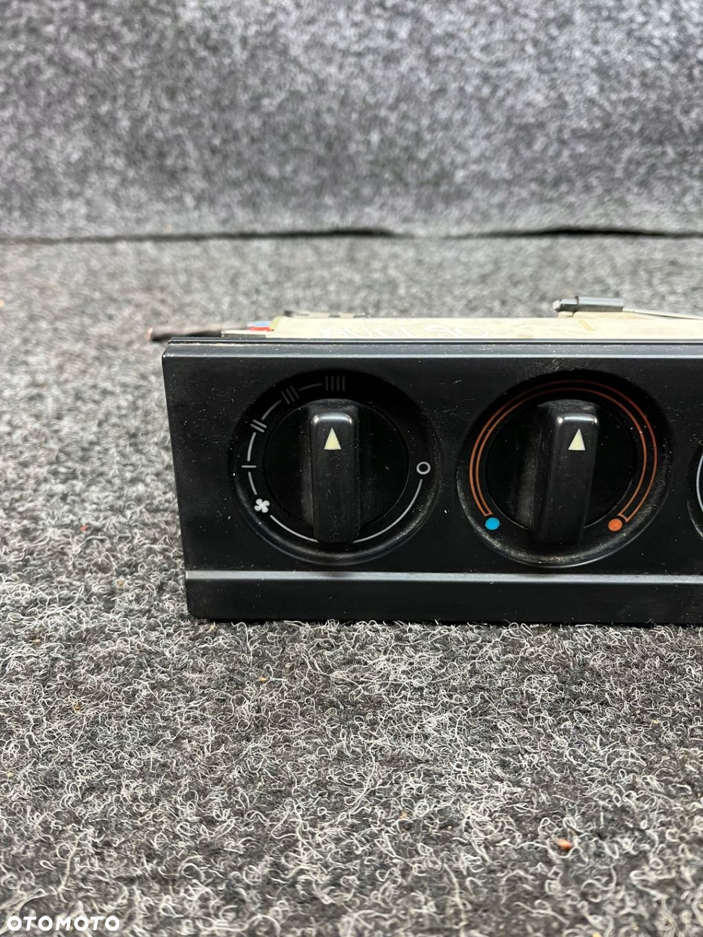 panel nawiewu audi 90 - 2